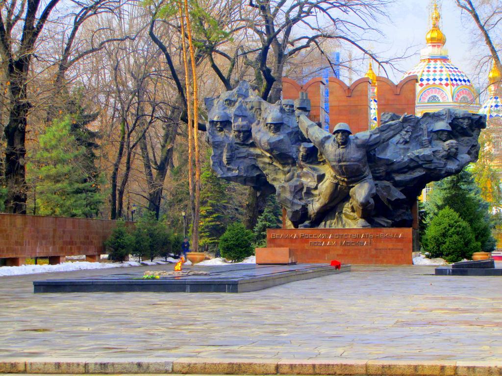 Guest House On Kaldaiakova 38 Almaty Luaran gambar