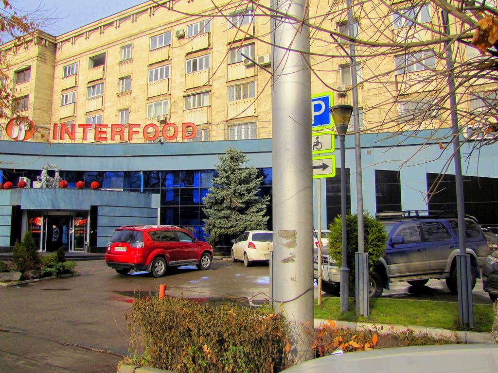 Guest House On Kaldaiakova 38 Almaty Luaran gambar